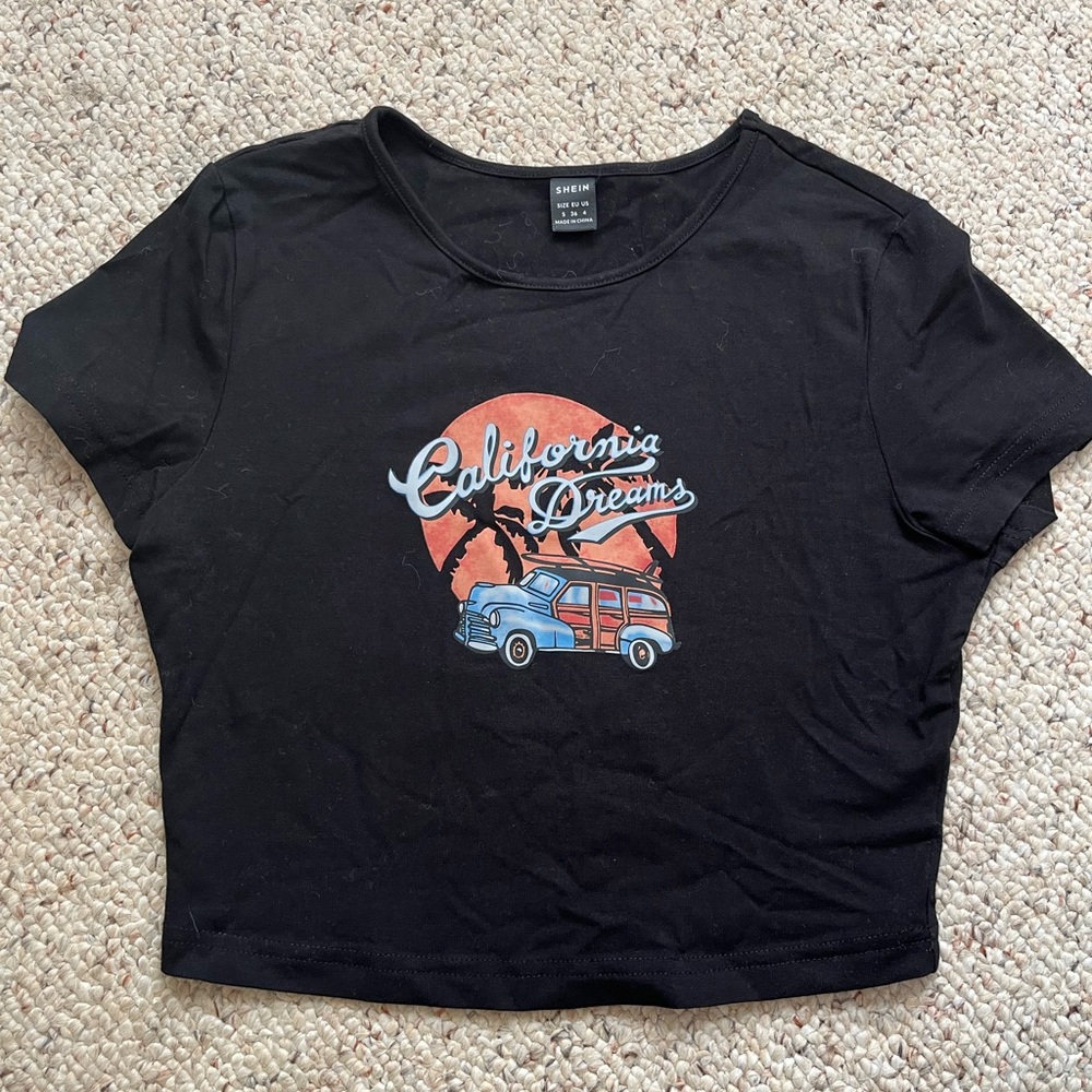Black cropped tee with graphic of car